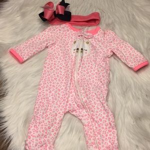 Baby sleeper with headband